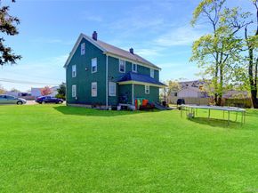 60 Lincoln Avenue, Sayville NY 11782