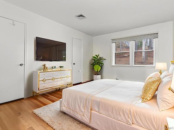 56 Brandon Drive, Chappaqua NY 10549