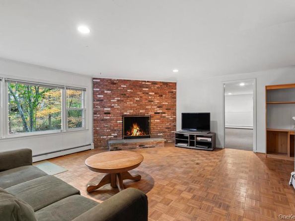 56 Brandon Drive, Chappaqua NY 10549