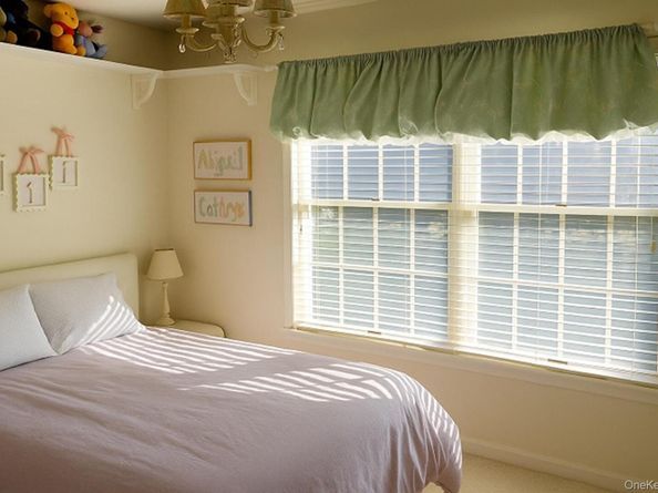 9 Nursery Court, Huntington NY 11743