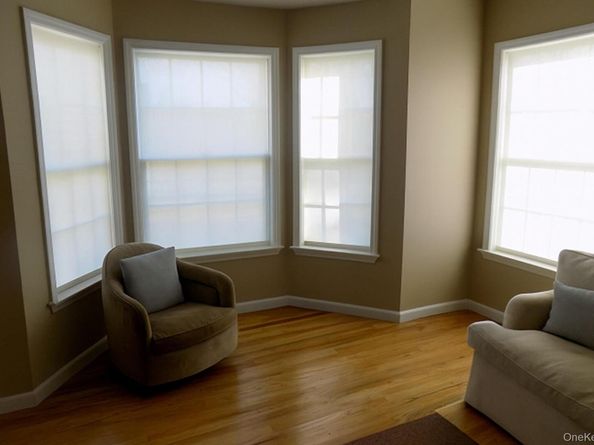 9 Nursery Court, Huntington NY 11743