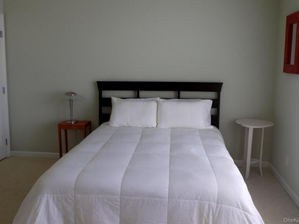 9 Nursery Court, Huntington NY 11743