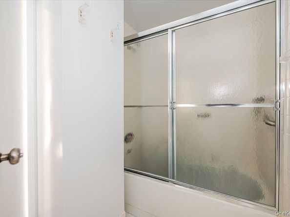 2 Richmond Road 3U, Lido Beach NY 11561