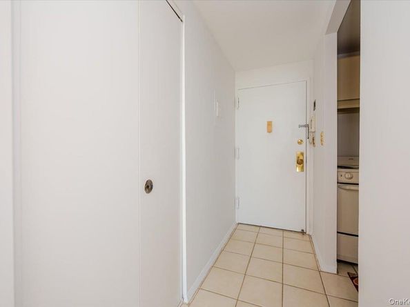 2 Richmond Road 3U, Lido Beach NY 11561