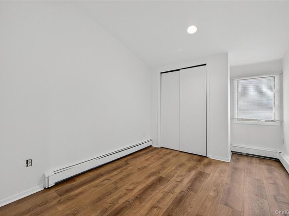 7 Lowland Road, Levittown NY 11756