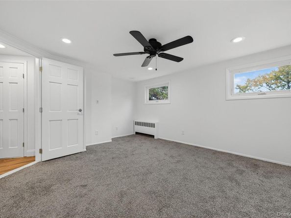 7 Lowland Road, Levittown NY 11756