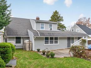 7 Lowland Road, Levittown NY 11756