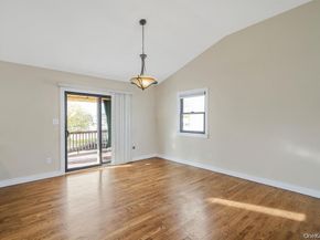 745 S 9th Street, Lindenhurst NY 11757