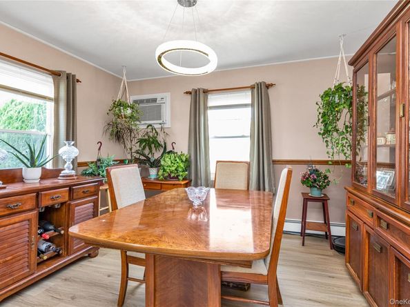 59 Gun Lane, Levittown NY 11756