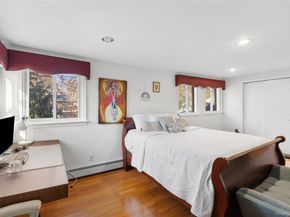 38 Lake Drive, Manhasset Hills NY 11040