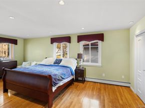 38 Lake Drive, Manhasset Hills NY 11040