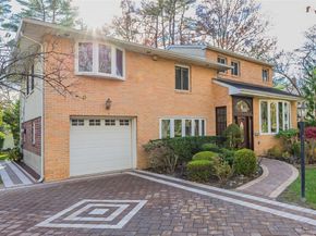 38 Lake Drive, Manhasset Hills NY 11040