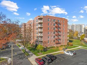 23-45 Bell Boulevard 5G, Bayside NY 11360