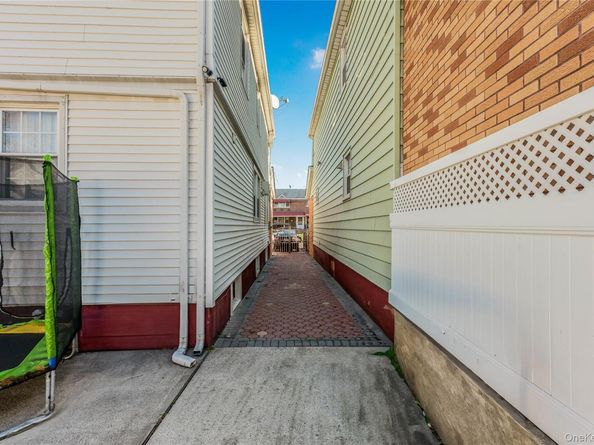 130-10 121st Street, South Ozone Park NY 11420
