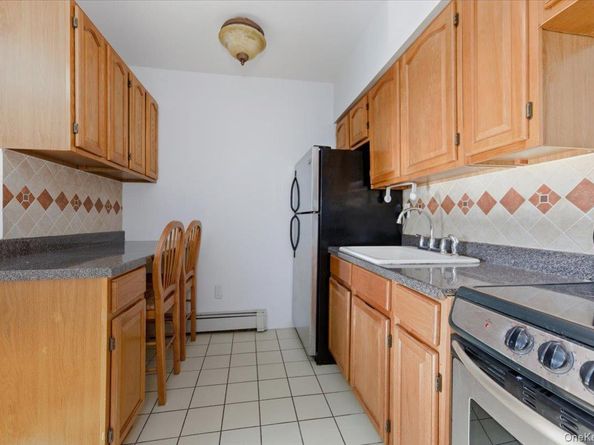 475 W Broadway B2, Long Beach NY 11561