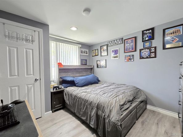 430 Heathcote Road, Lindenhurst NY 11757