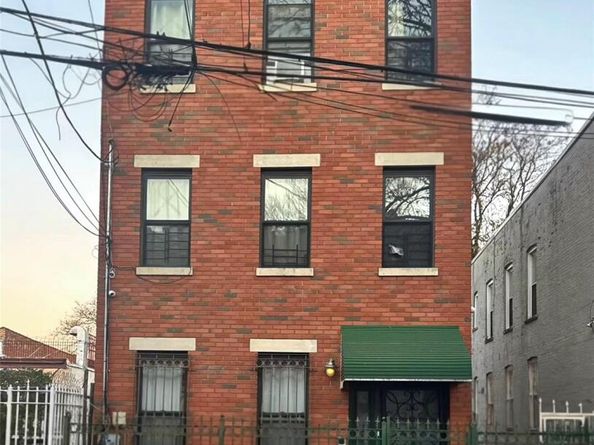 425 Barbey Street, Brooklyn NY 11207