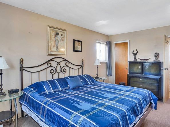 10 Maria Court, Holbrook NY 11741