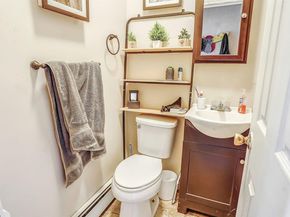 10 Maria Court, Holbrook NY 11741