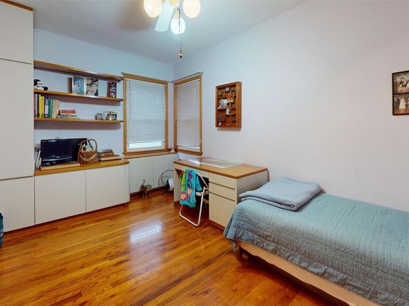 120 Barrymore Boulevard, Franklin Square NY 11010