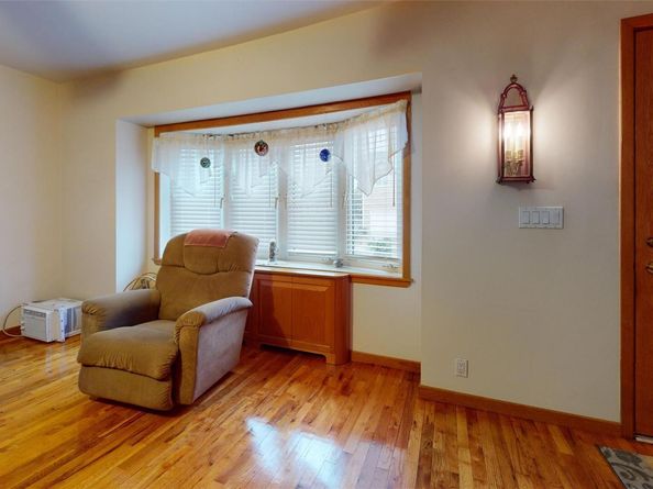 120 Barrymore Boulevard, Franklin Square NY 11010