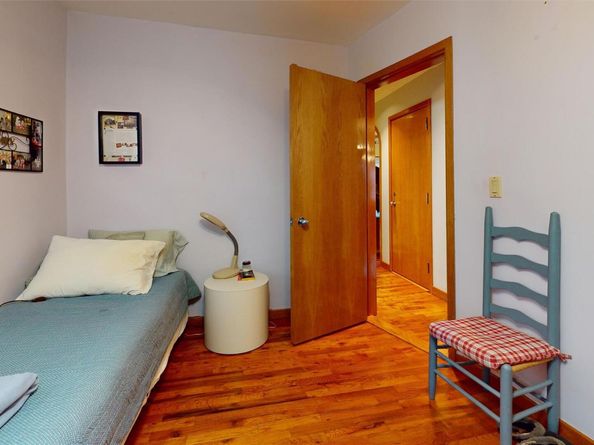 120 Barrymore Boulevard, Franklin Square NY 11010