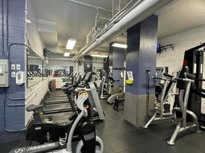 70-25 Yellowstone Blvd 1 Y, Forest Hills NY 11375