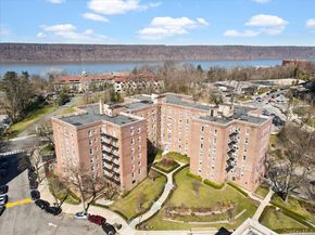 5621 Netherland Avenue 5C, Bronx NY 10471