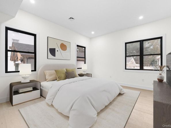 11620 194th Street, Saint Albans NY 11412