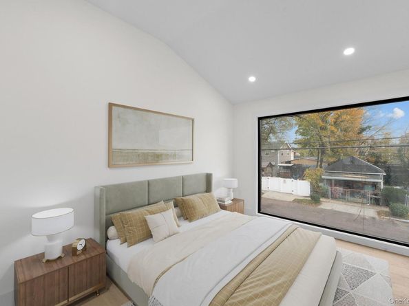 11620 194th Street, Saint Albans NY 11412