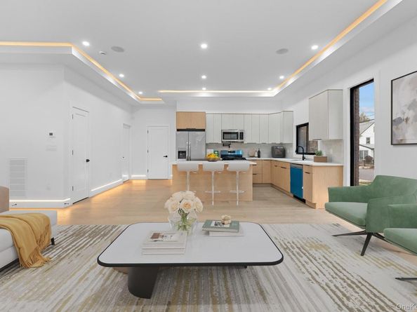 11620 194th Street, Saint Albans NY 11412