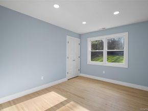 95 Wellington Court, Yorktown Heights NY 10598