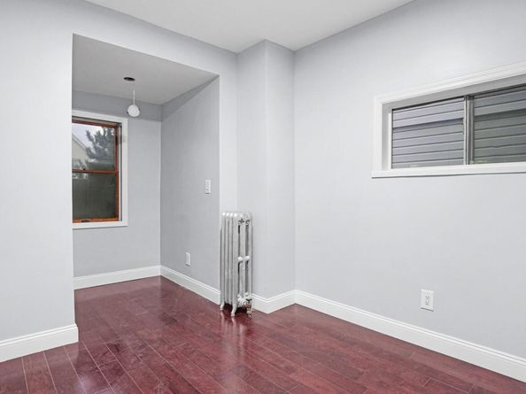 8925 201st Street, Hollis NY 11423