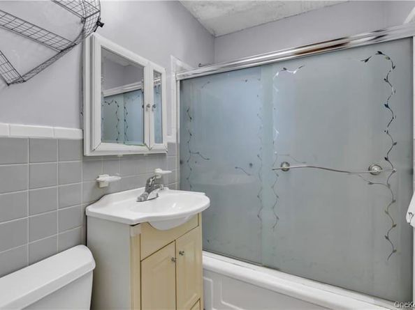 51 White Oak Street 2A, New Rochelle NY 10801