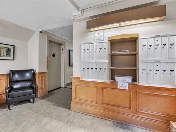 51 White Oak Street 2A, New Rochelle NY 10801