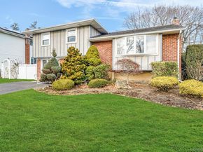 11 Fordham Drive, Plainview NY 11803