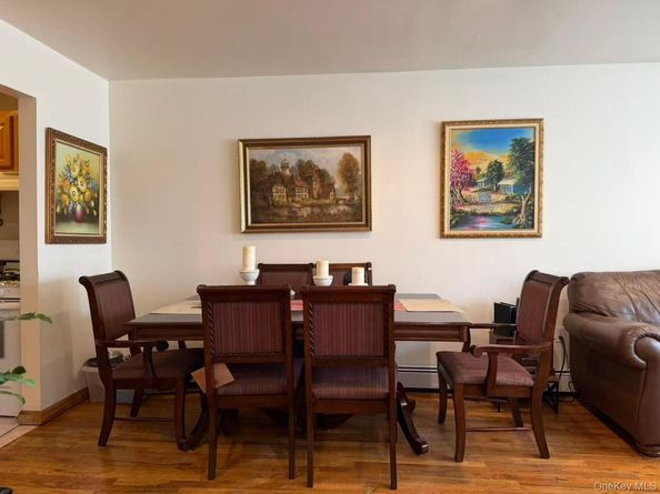 94-81 218th Street, Queens Village NY 11428