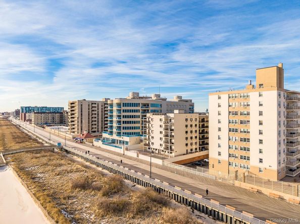 420 Shore Road 4C, Long Beach NY 11561