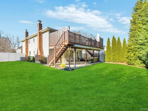 44 Derby Avenue, Greenlawn NY 11740