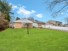 15 Drake Avenue, Bellport NY 11713