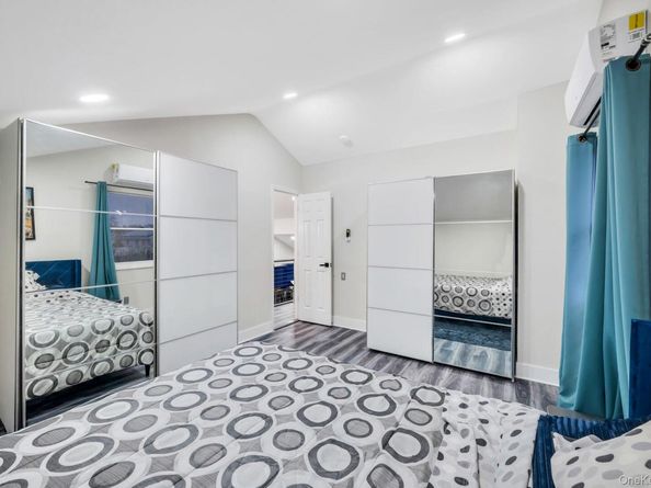 15 Drake Avenue, Bellport NY 11713