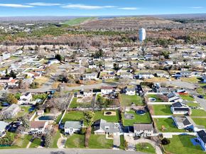 15 Drake Avenue, Bellport NY 11713