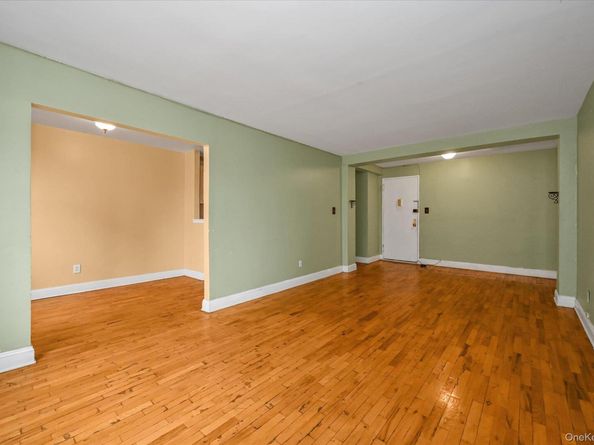 5930 108th Street 4P, Corona NY 11368