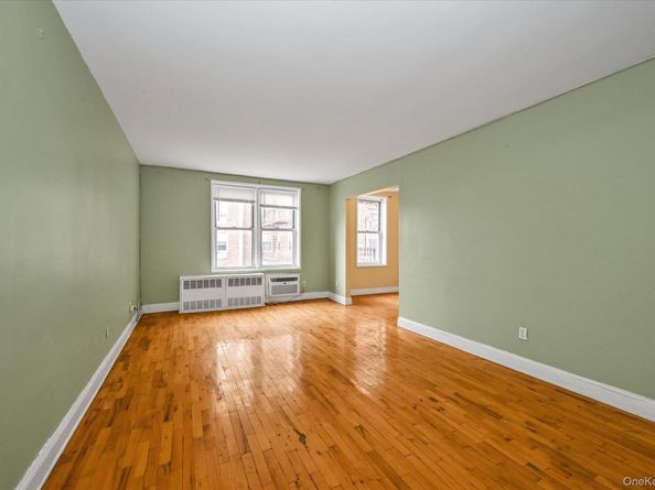 5930 108th Street 4P, Corona NY 11368