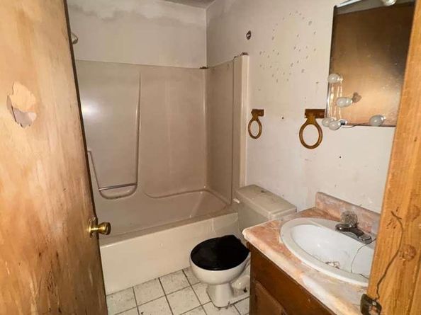 2028 Story Avenue, Bronx NY 10473