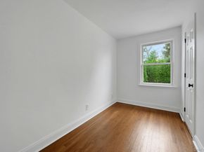 1 Echo Bay Place, New Rochelle NY 10805