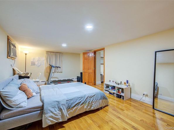 43-33 163rd Street, Flushing NY 11358