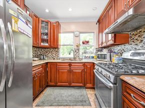147-31 Hoover Avenue, Briarwood NY 11435