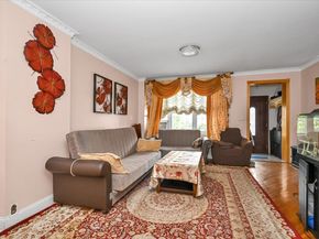 147-31 Hoover Avenue, Briarwood NY 11435