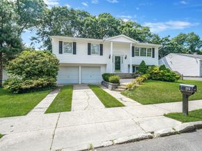 708 Bohemia Parkway, Sayville NY 11782
